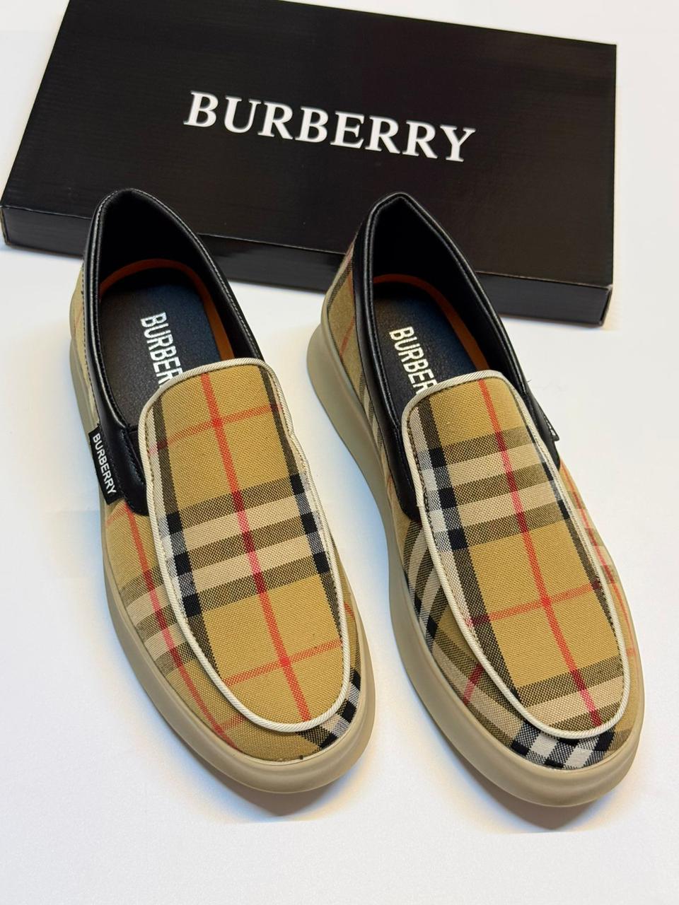 Burberry Vintage Check Slip-on Sneakers (Archive Beige)