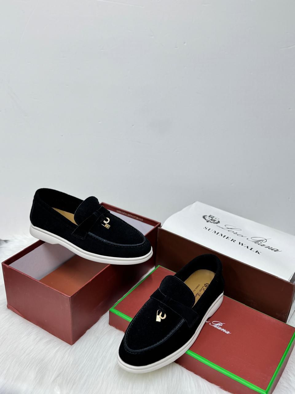 Loro Piana Summer Walk (Black)