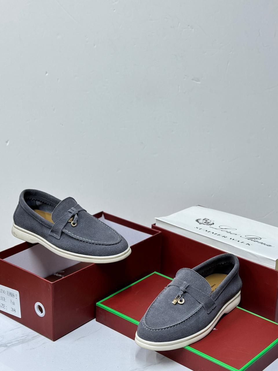 Loro Piana Summer Walk (Grey)