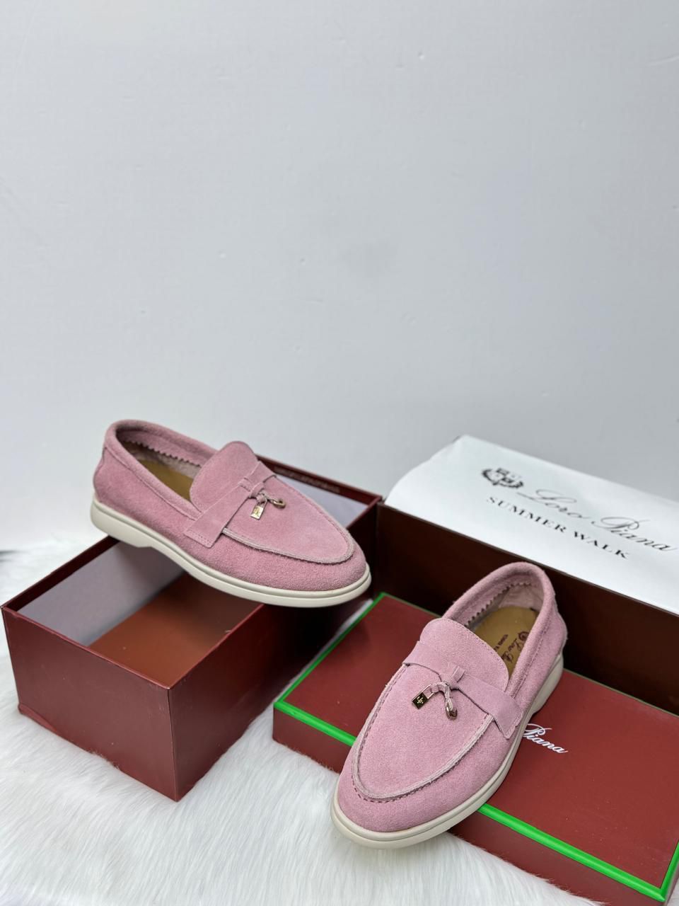 Loro Piana Summer Walk (Pink)