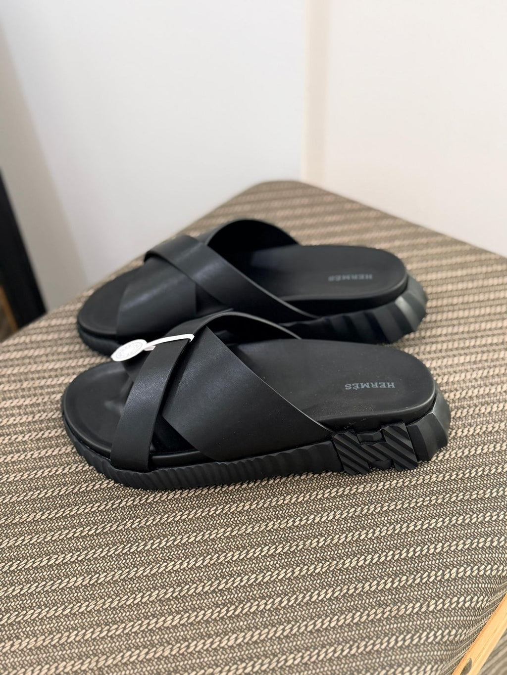 Hermès Electro Sandal (Noir)