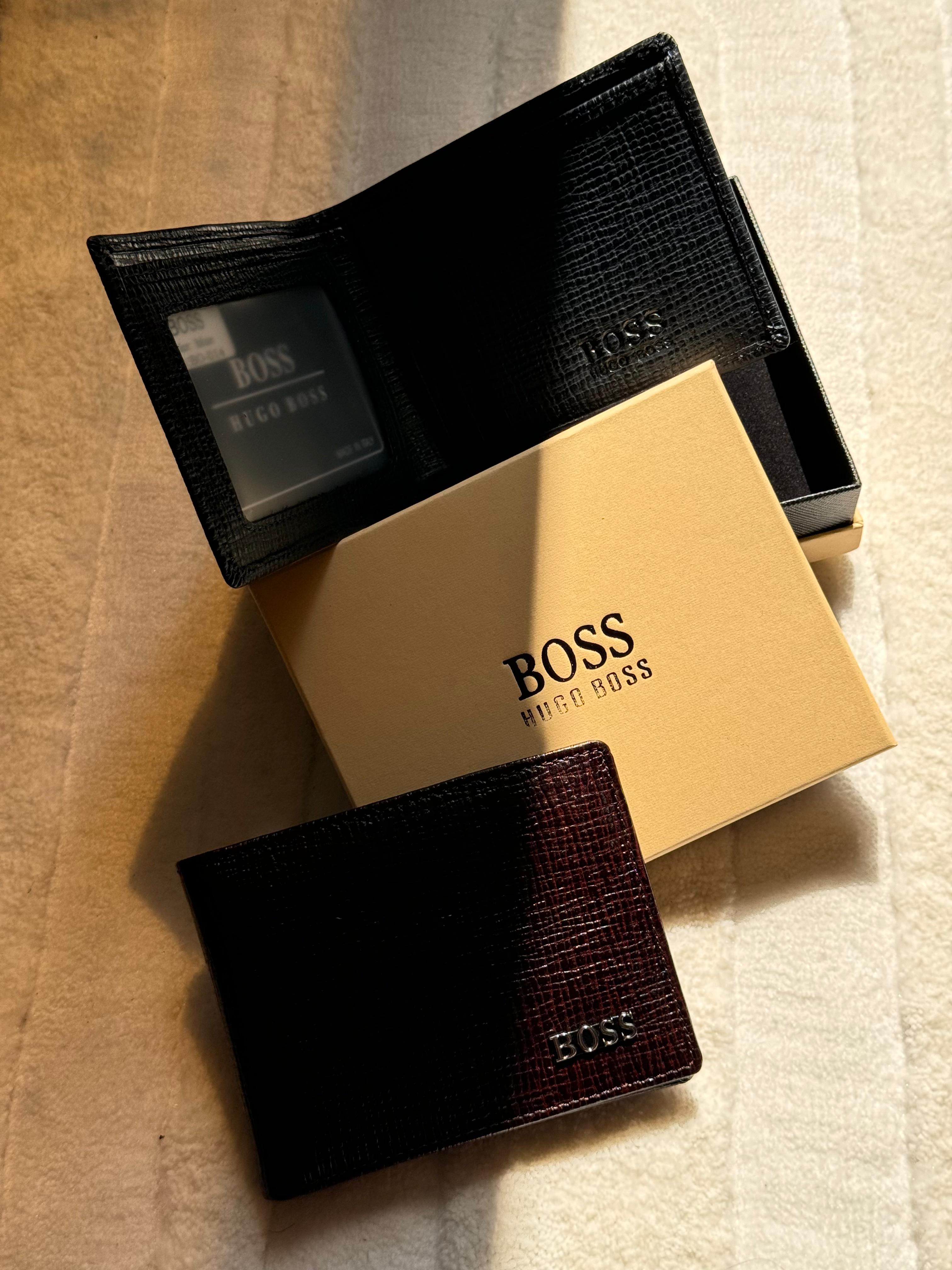 BOSS Hugo Boss Textured Leather Bi-Fold Wallet (Dark Burgundy / Wine Red)