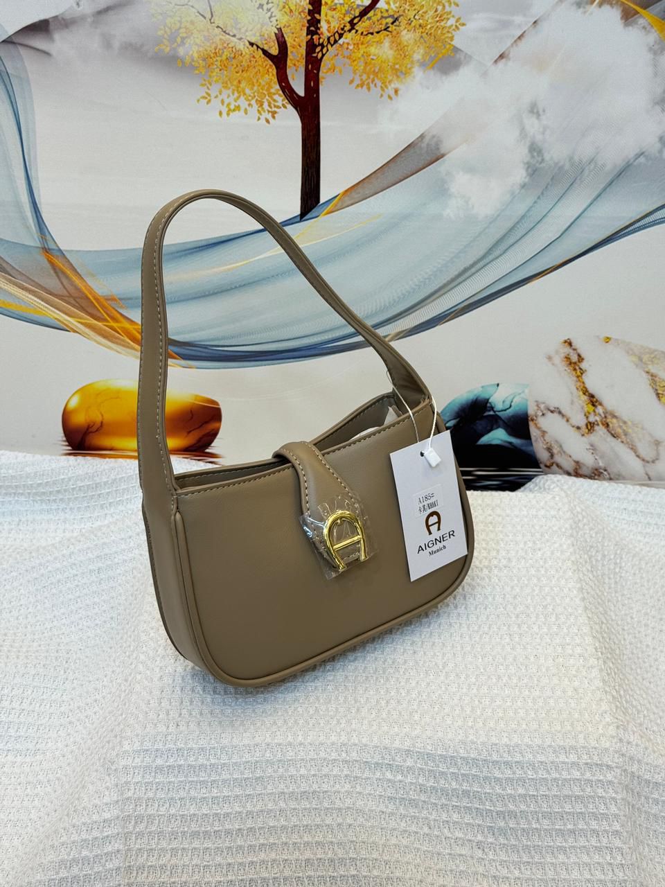 Aigner Delia Shoulder Bag S (Khaki / Taupe)